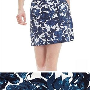 S.C. & Co. Tummy Control Floral Athletic Skort Sz. M